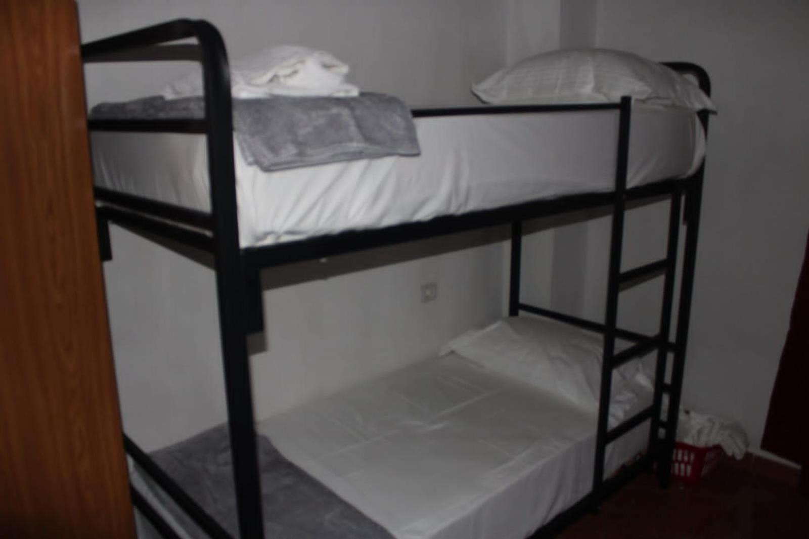 Crew Hostel Tirana Exteriör bild